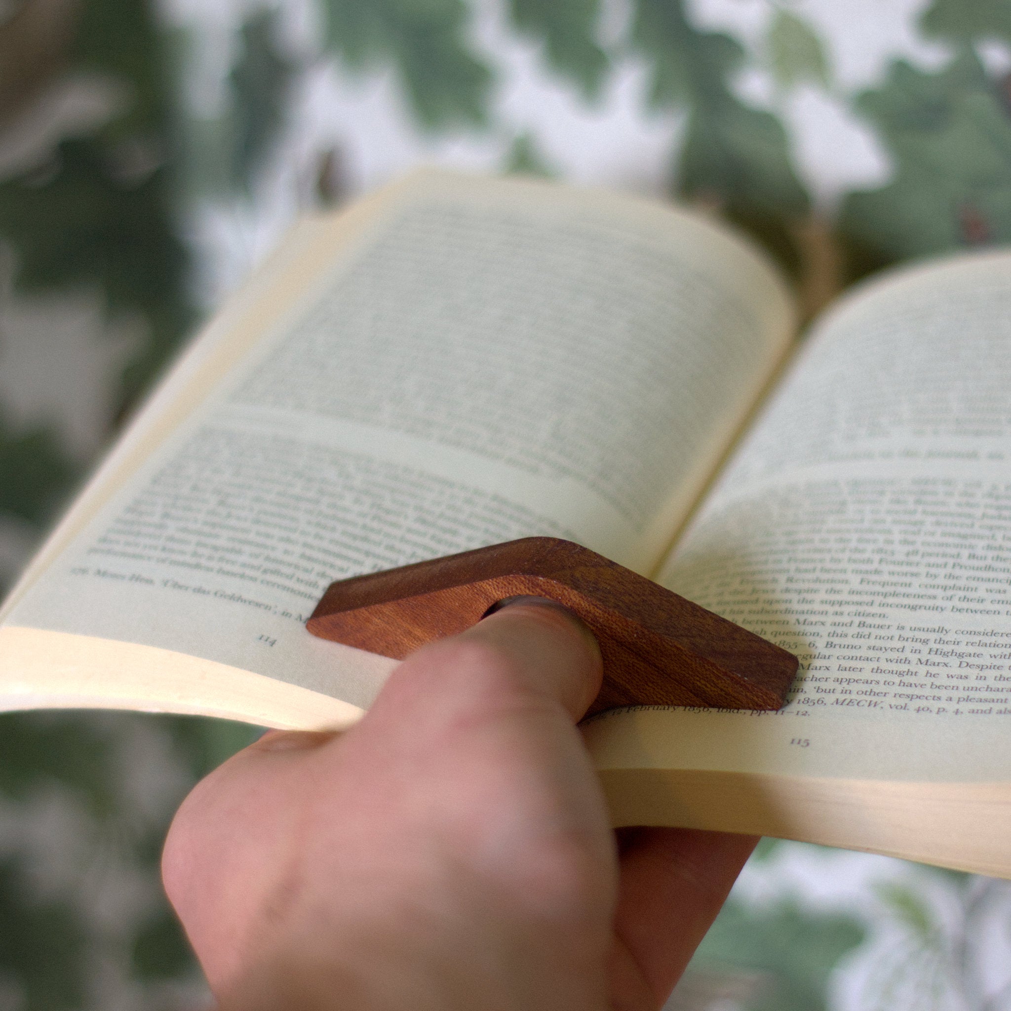 Hardwood Reading Ring